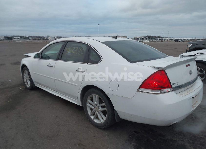 Photo 3 of 2010 Chevrolet Impala LTZ (VIN 2G1WC5EM5A1166586)
