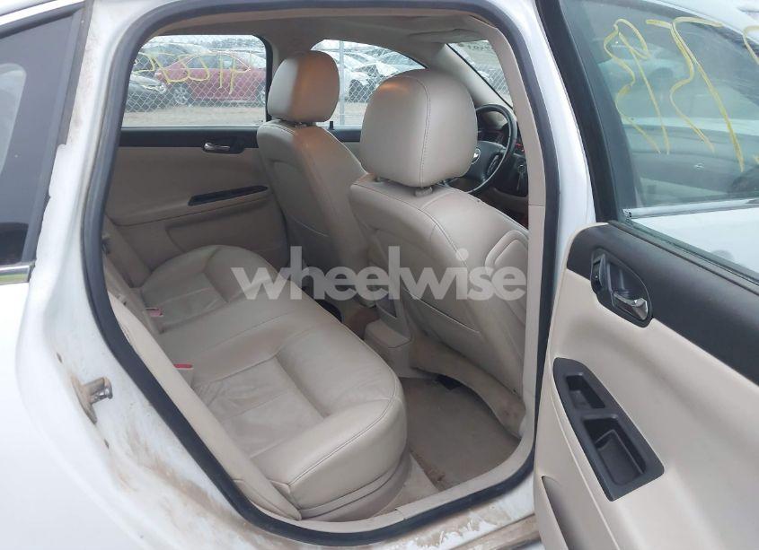 Photo 8 of 2010 Chevrolet Impala LTZ (VIN 2G1WC5EM5A1166586)