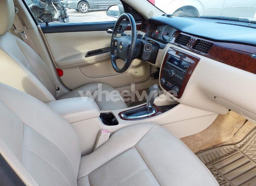 Photo 5 of 2010 Chevrolet Impala LTZ (VIN 2G1WC5EM5A1221425)