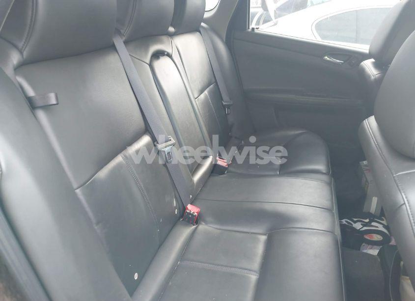 Photo 8 of 2011 Chevrolet Impala LTZ (VIN 2G1WC5EM5B1165987)