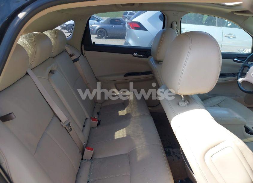 Photo 8 of 2010 Chevrolet Impala LTZ (VIN 2G1WC5EM6A1125576)