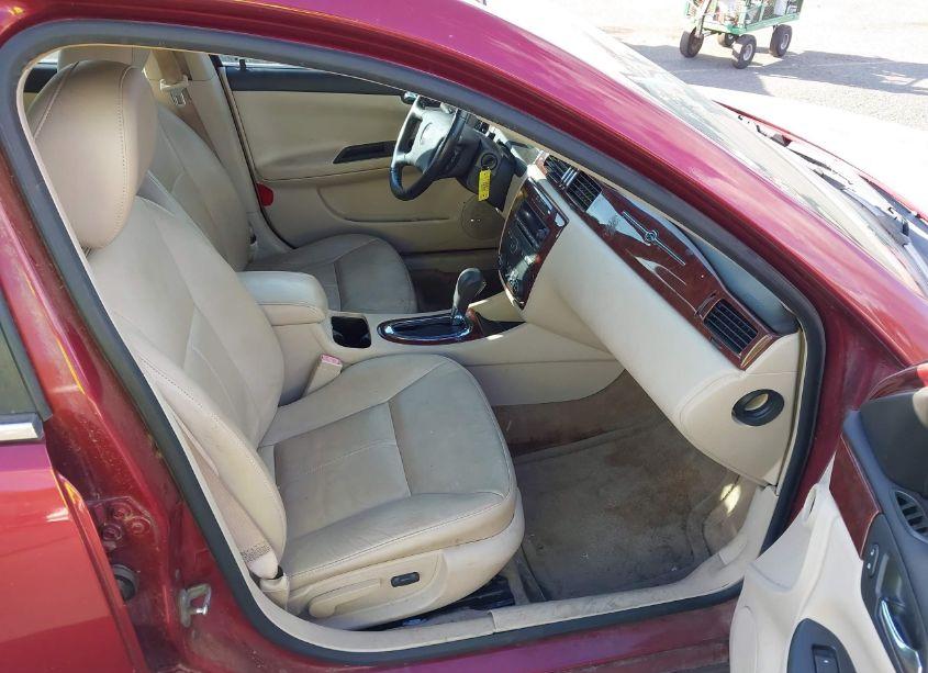 Photo 5 of 2010 Chevrolet Impala LTZ (VIN 2G1WC5EM6A1137730)