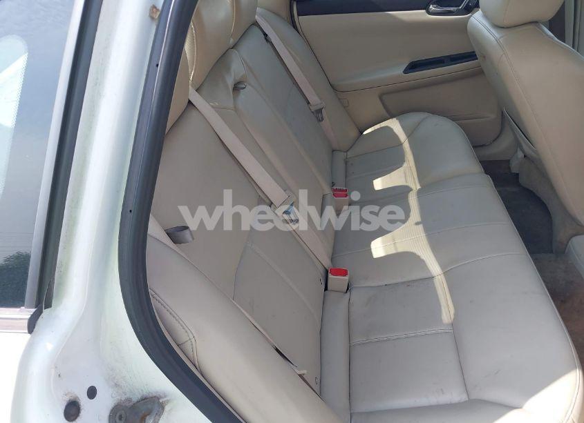 Photo 8 of 2011 Chevrolet Impala LTZ (VIN 2G1WC5EM6B1166002)