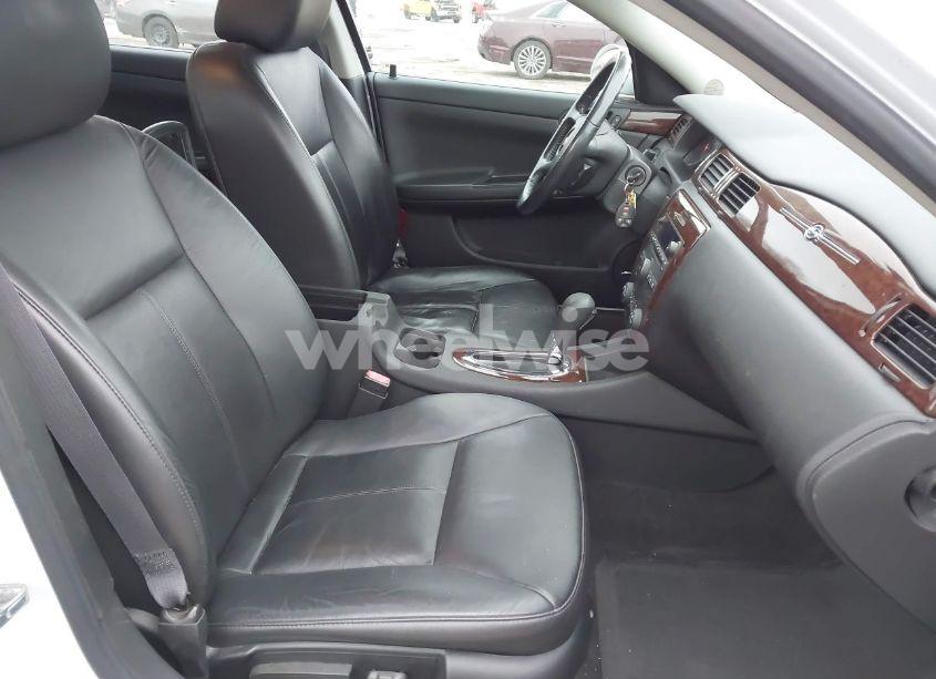 Photo 5 of 2011 Chevrolet Impala LTZ (VIN 2G1WC5EM7B1114717)