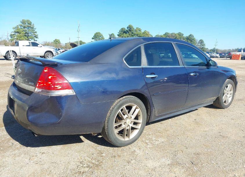 Photo 4 of 2010 Chevrolet Impala LTZ (VIN 2G1WC5EM8A1230121)