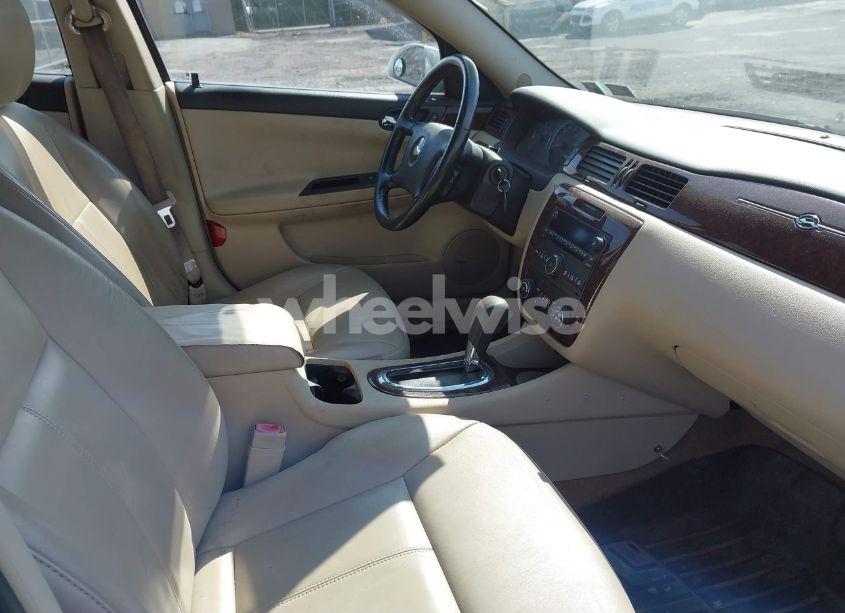 Photo 5 of 2011 Chevrolet Impala LTZ (VIN 2G1WC5EM9B1190519)