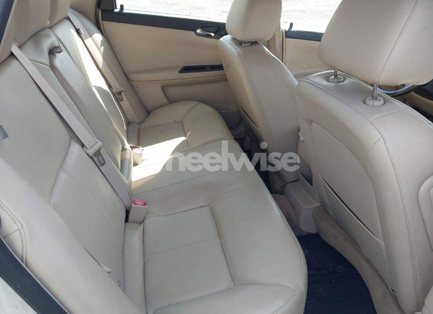 Photo 8 of 2011 Chevrolet Impala LTZ (VIN 2G1WC5EM9B1190519)