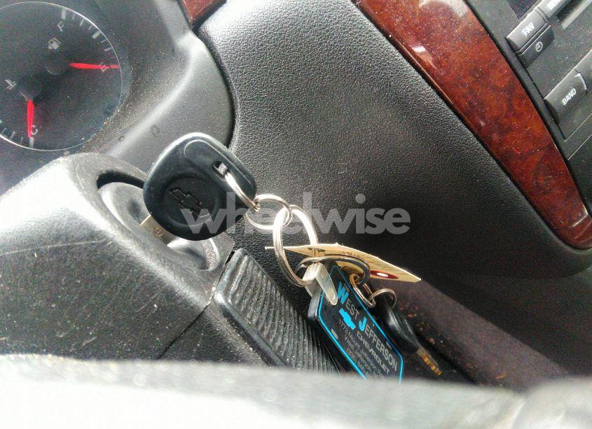 Photo 11 of 2010 Chevrolet Impala LTZ (VIN 2G1WC5EMXA1251018)