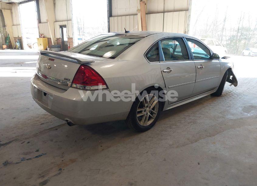 Photo 4 of 2011 Chevrolet Impala LTZ (VIN 2G1WC5EMXB1114680)