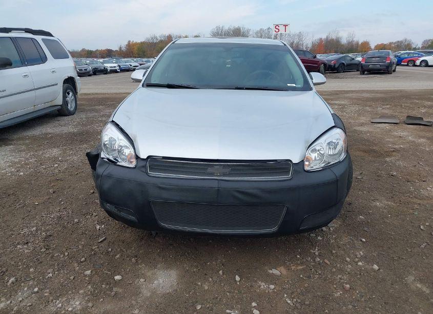 Photo 12 of 2009 Chevrolet Impala SS (VIN 2G1WD57C591251070)