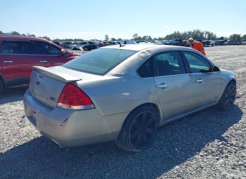 Photo 4 of 2008 Chevrolet Impala SS (VIN 2G1WD58C189156228)