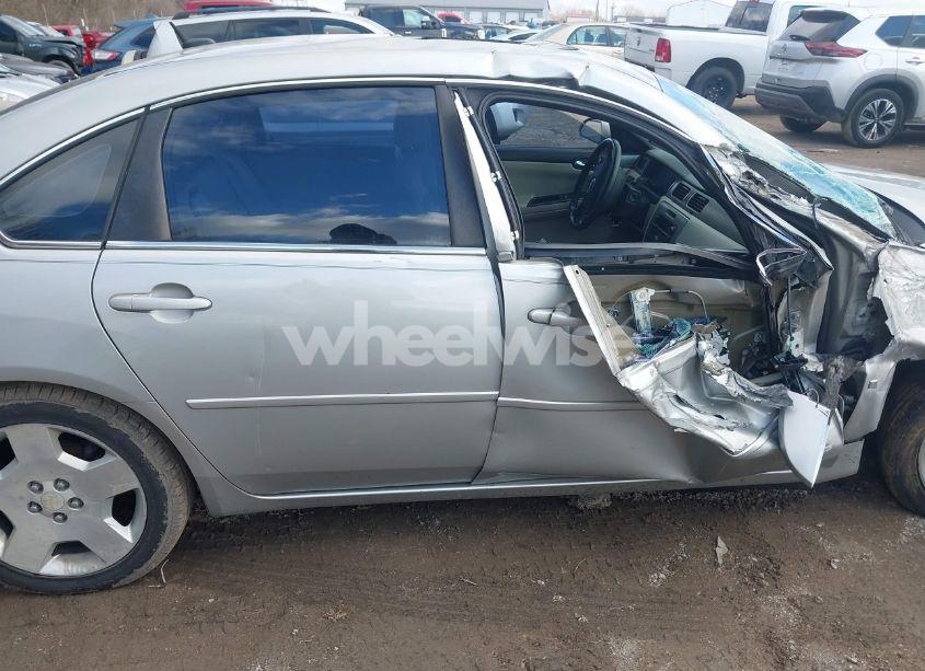 Photo 12 of 2008 Chevrolet Impala SS (VIN 2G1WD58C381228738)