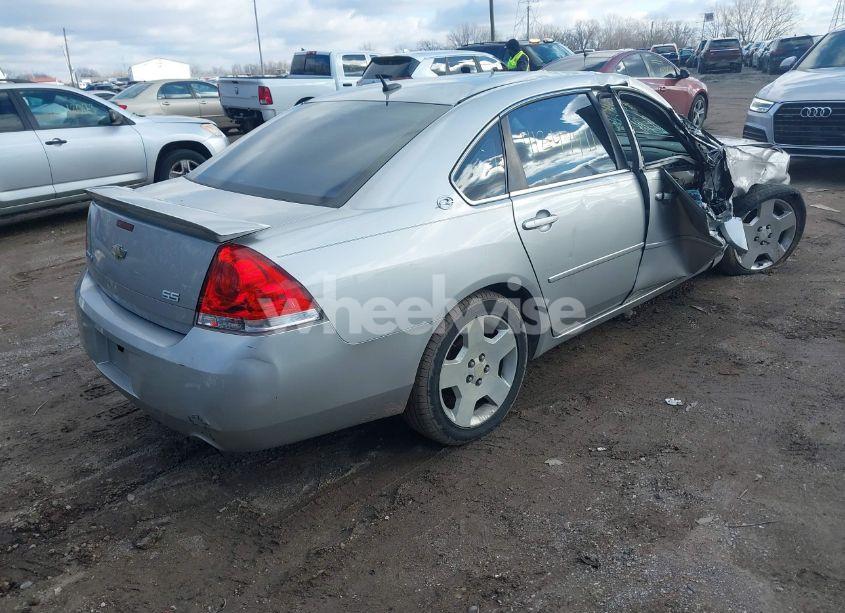 Photo 4 of 2008 Chevrolet Impala SS (VIN 2G1WD58C381228738)