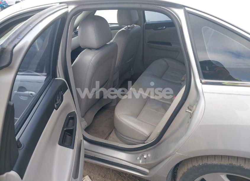 Photo 8 of 2008 Chevrolet Impala SS (VIN 2G1WD58C381228738)