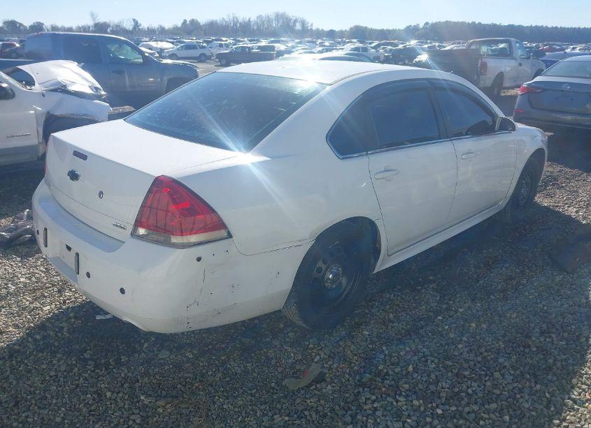Photo 4 of 2014 Chevrolet Impala LIMITED POLICE (VIN 2G1WD5E30E1176517)