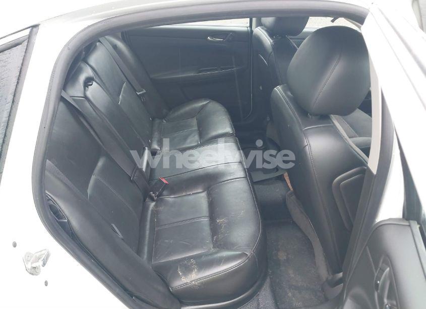 Photo 8 of 2012 Chevrolet Impala POLICE (VIN 2G1WD5E31C1260889)