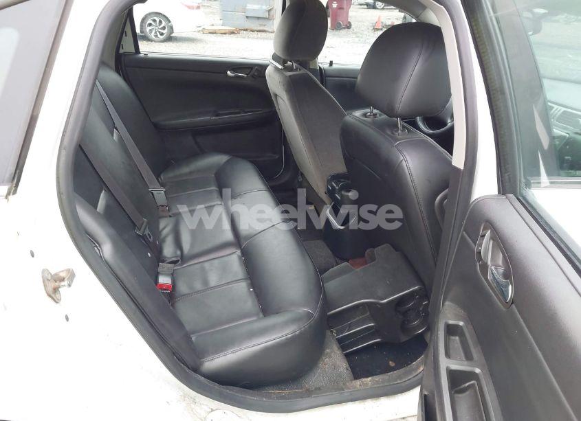 Photo 8 of 2014 Chevrolet Impala LIMITED POLICE (VIN 2G1WD5E31E1172055)