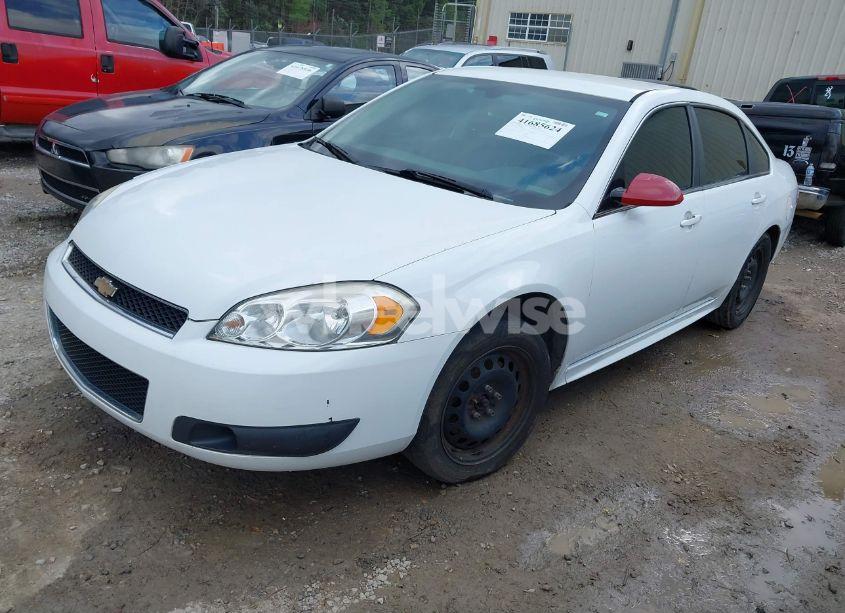 Photo 2 of 2014 Chevrolet Impala LIMITED POLICE (VIN 2G1WD5E31E1185243)