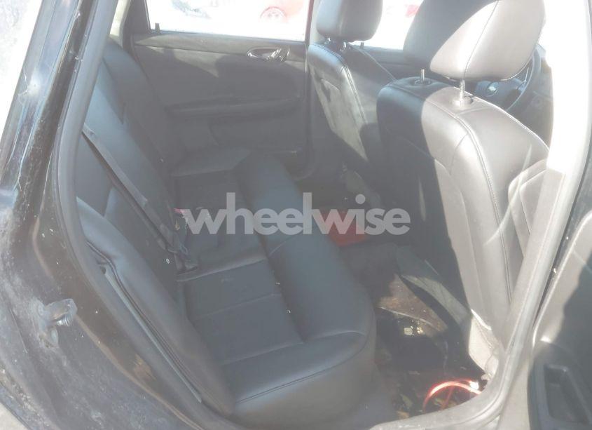 Photo 8 of 2015 Chevrolet Impala LIMITED POLICE (VIN 2G1WD5E33F1130102)