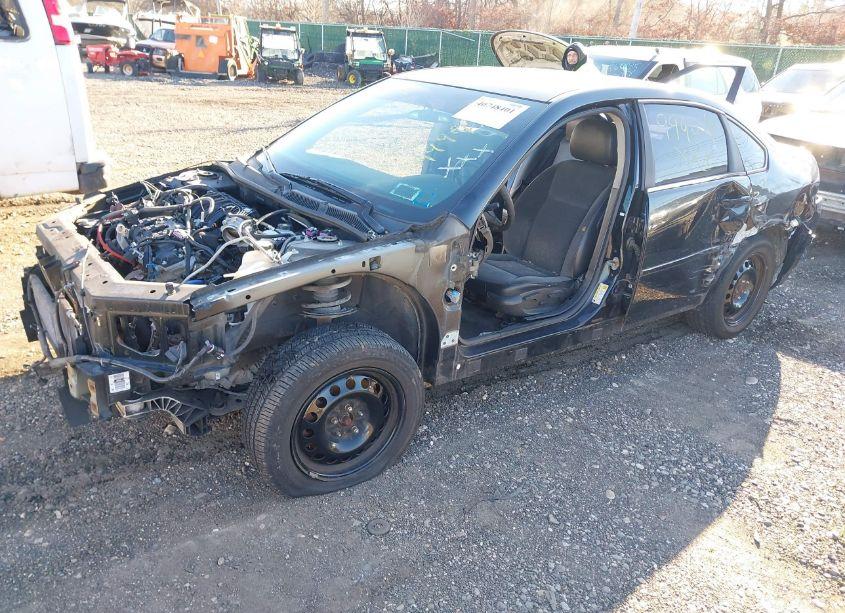 Photo 2 of 2014 Chevrolet Impala LIMITED POLICE (VIN 2G1WD5E34E1187357)