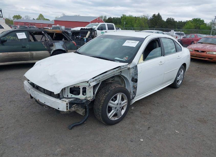 Photo 2 of 2015 Chevrolet Impala LIMITED POLICE (VIN 2G1WD5E38F1156906)