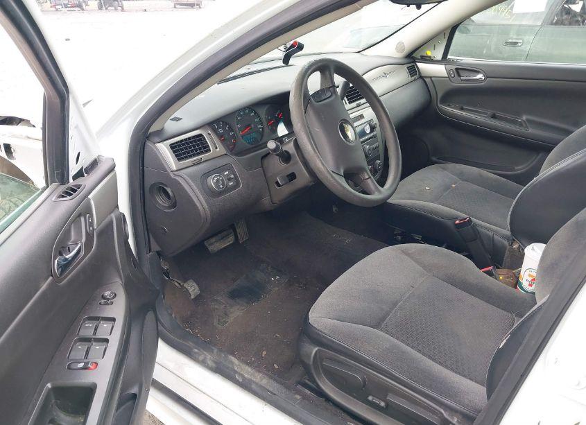 Photo 5 of 2015 Chevrolet Impala LIMITED POLICE (VIN 2G1WD5E38F1156906)