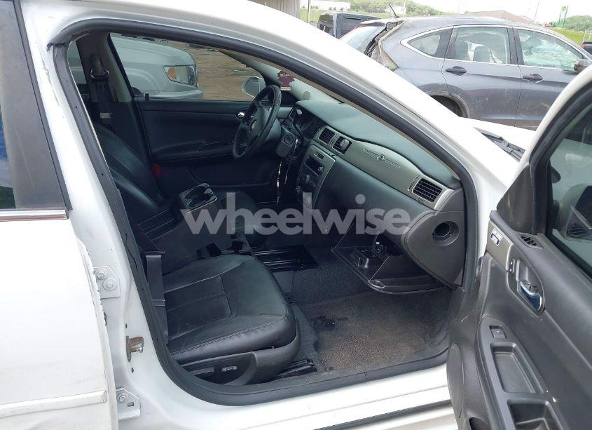 Photo 5 of 2012 Chevrolet Impala POLICE (VIN 2G1WD5E3XC1161858)