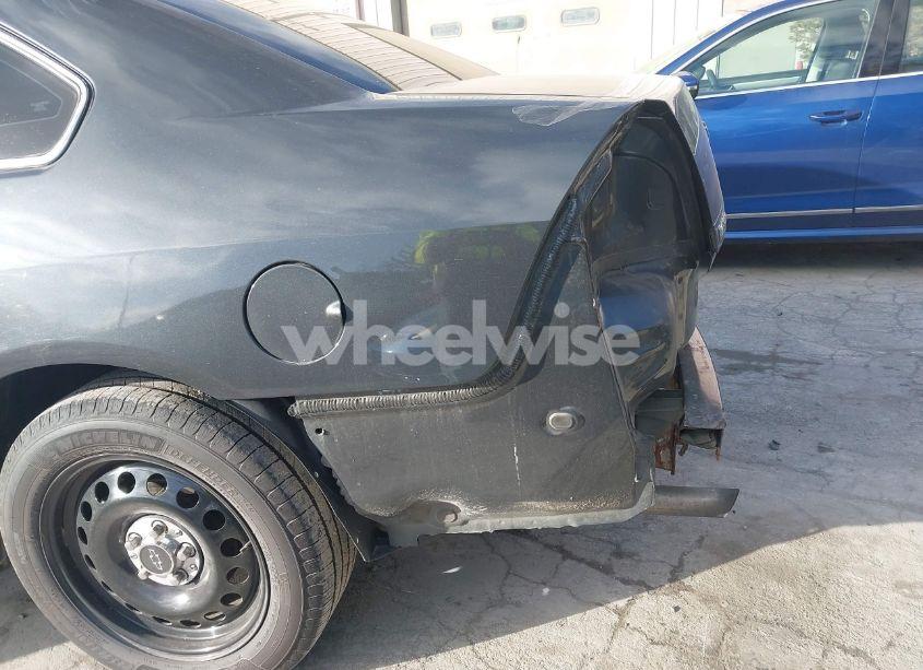 Photo 18 of 2014 Chevrolet Impala LIMITED POLICE (VIN 2G1WD5E3XE1169980)