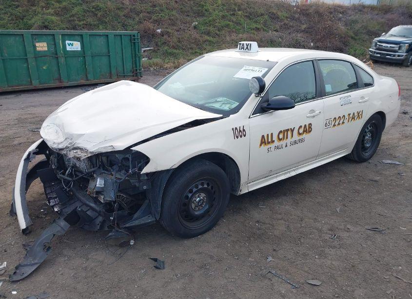 Photo 2 of 2015 Chevrolet Impala LIMITED POLICE (VIN 2G1WD5E3XF1128329)