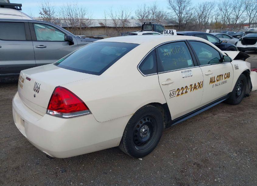 Photo 4 of 2015 Chevrolet Impala LIMITED POLICE (VIN 2G1WD5E3XF1128329)