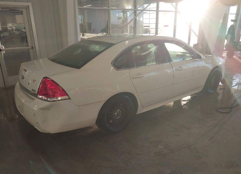 Photo 4 of 2011 Chevrolet Impala POLICE (VIN 2G1WD5EM0B1172438)