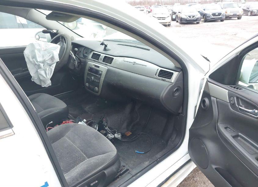 Photo 5 of 2010 Chevrolet Impala POLICE (VIN 2G1WD5EM7A1239339)