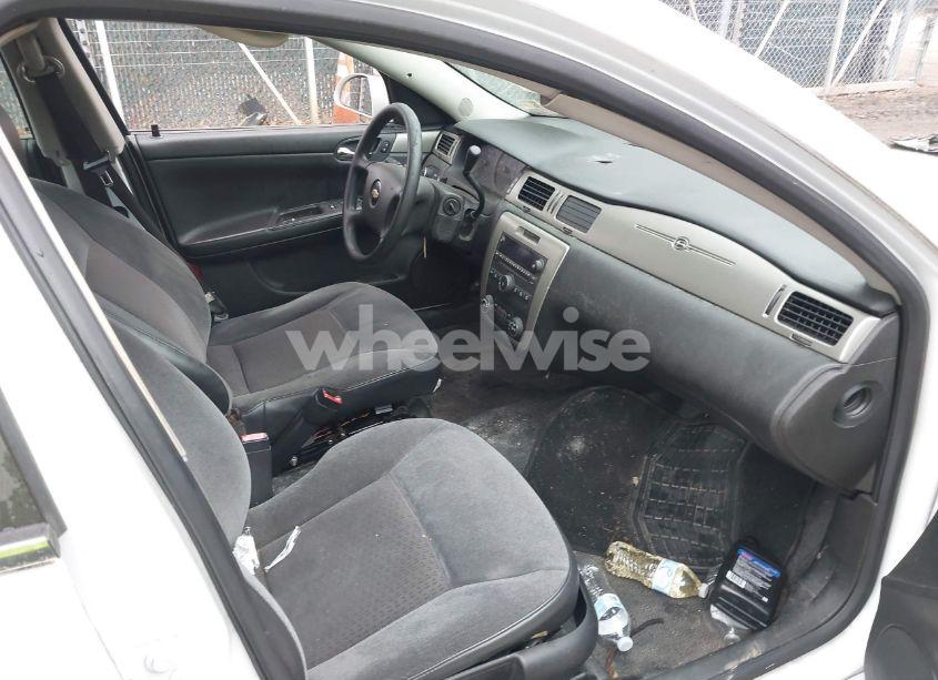 Photo 5 of 2010 Chevrolet Impala POLICE (VIN 2G1WD5EMXA1256720)