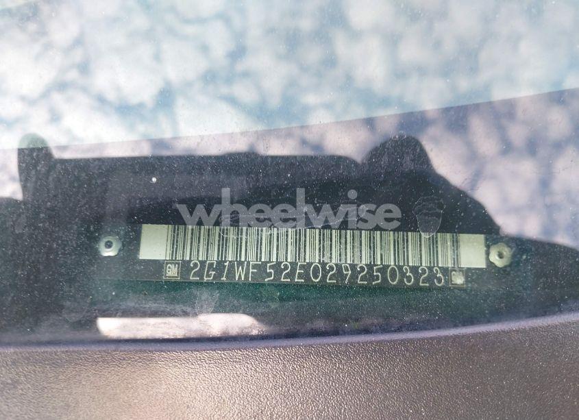 Photo 9 of 2002 Chevrolet Impala (VIN 2G1WF52E029250323)