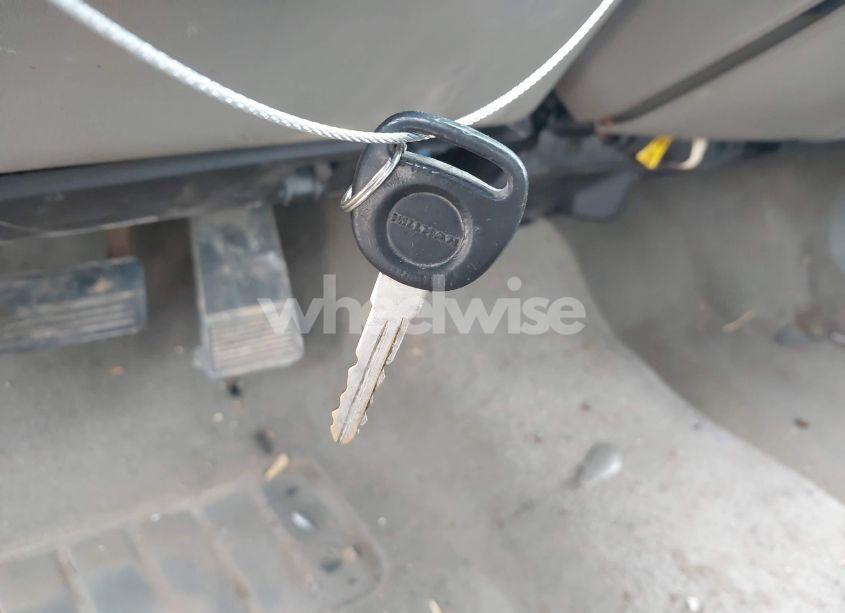 Photo 11 of 2004 Chevrolet Impala (VIN 2G1WF52E149276061)