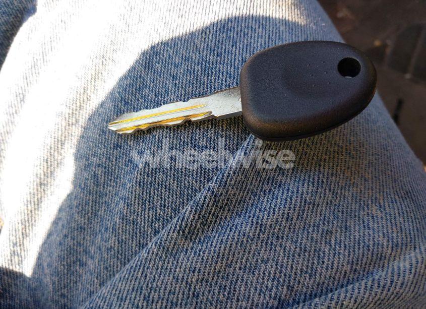 Photo 11 of 2004 Chevrolet Impala (VIN 2G1WF52E249134527)