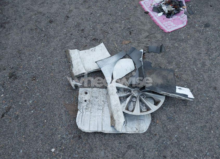 Photo 12 of 2004 Chevrolet Impala (VIN 2G1WF52E449443545)