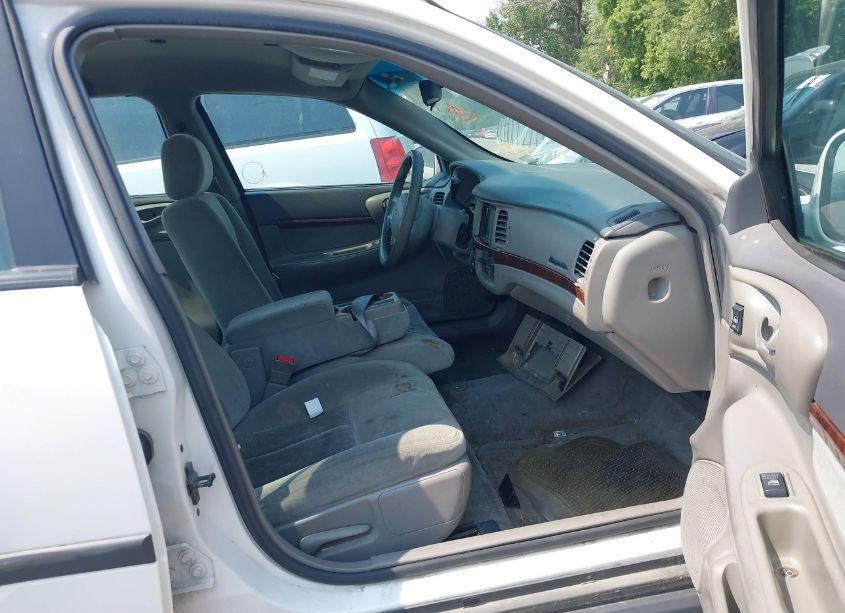 Photo 5 of 2004 Chevrolet Impala (VIN 2G1WF52E549103854)