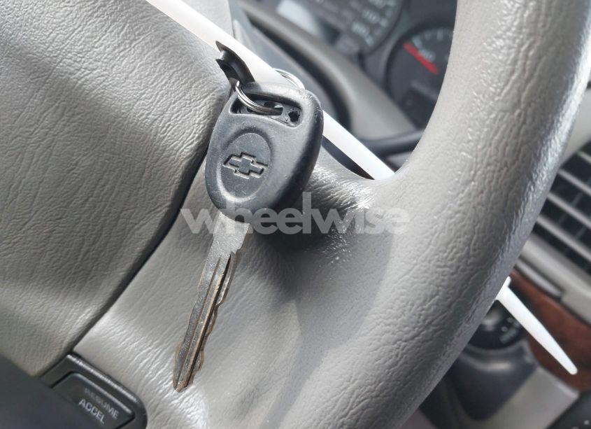 Photo 11 of 2004 Chevrolet Impala (VIN 2G1WF52E549199906)