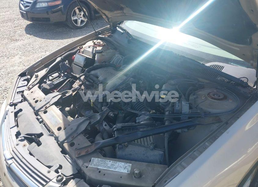 Photo 10 of 2004 Chevrolet Impala (VIN 2G1WF52E549302855)