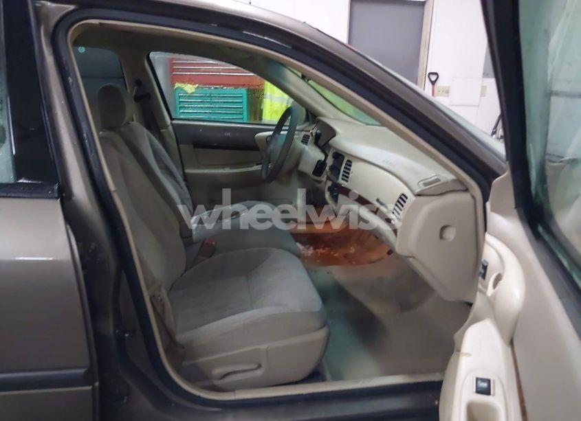 Photo 5 of 2003 Chevrolet Impala (VIN 2G1WF52E739413115)