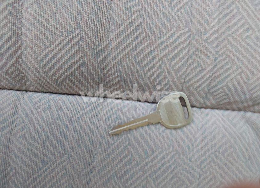 Photo 11 of 2004 Chevrolet Impala (VIN 2G1WF52E949194367)