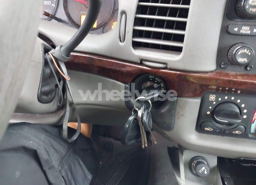 Photo 11 of 2005 Chevrolet Impala (VIN 2G1WF52E959239745)