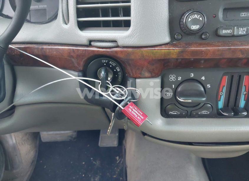 Photo 11 of 2002 Chevrolet Impala (VIN 2G1WF52EX29179454)