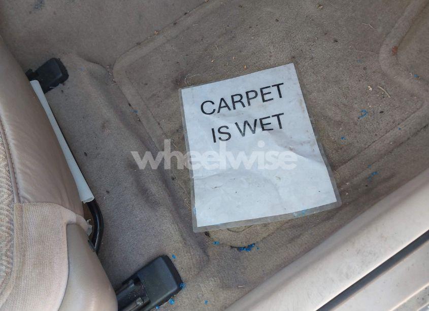 Photo 6 of 2002 Chevrolet Impala (VIN 2G1WF52EX29331541)