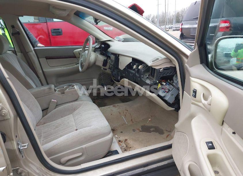 Photo 5 of 2005 Chevrolet Impala (VIN 2G1WF52EX59242637)