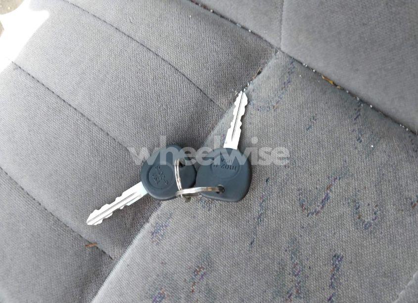 Photo 11 of 2001 Chevrolet Impala (VIN 2G1WF55E319104721)