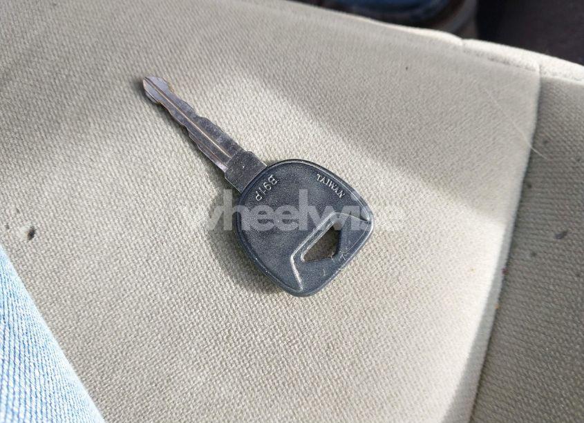 Photo 11 of 2004 Chevrolet Impala (VIN 2G1WF55E349142583)