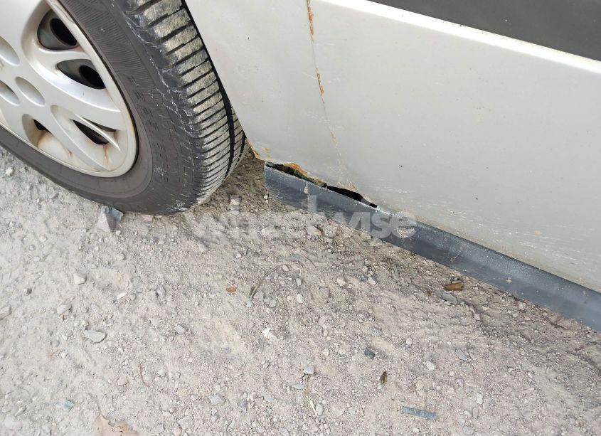 Photo 14 of 2004 Chevrolet Impala (VIN 2G1WF55E349142583)