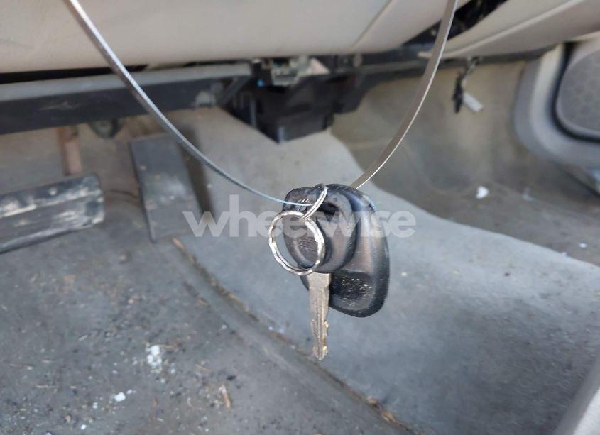 Photo 11 of 2002 Chevrolet Impala (VIN 2G1WF55K629196690)